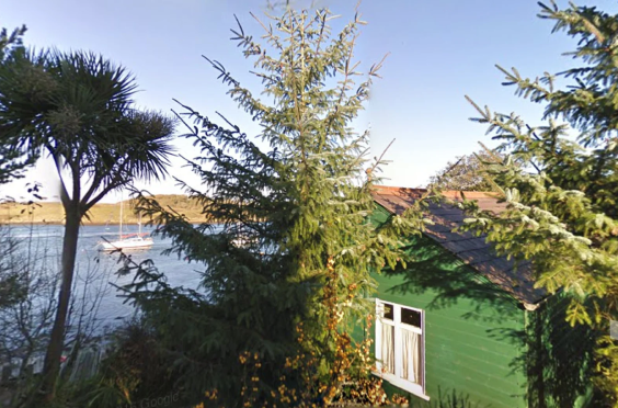 Green Cabin
